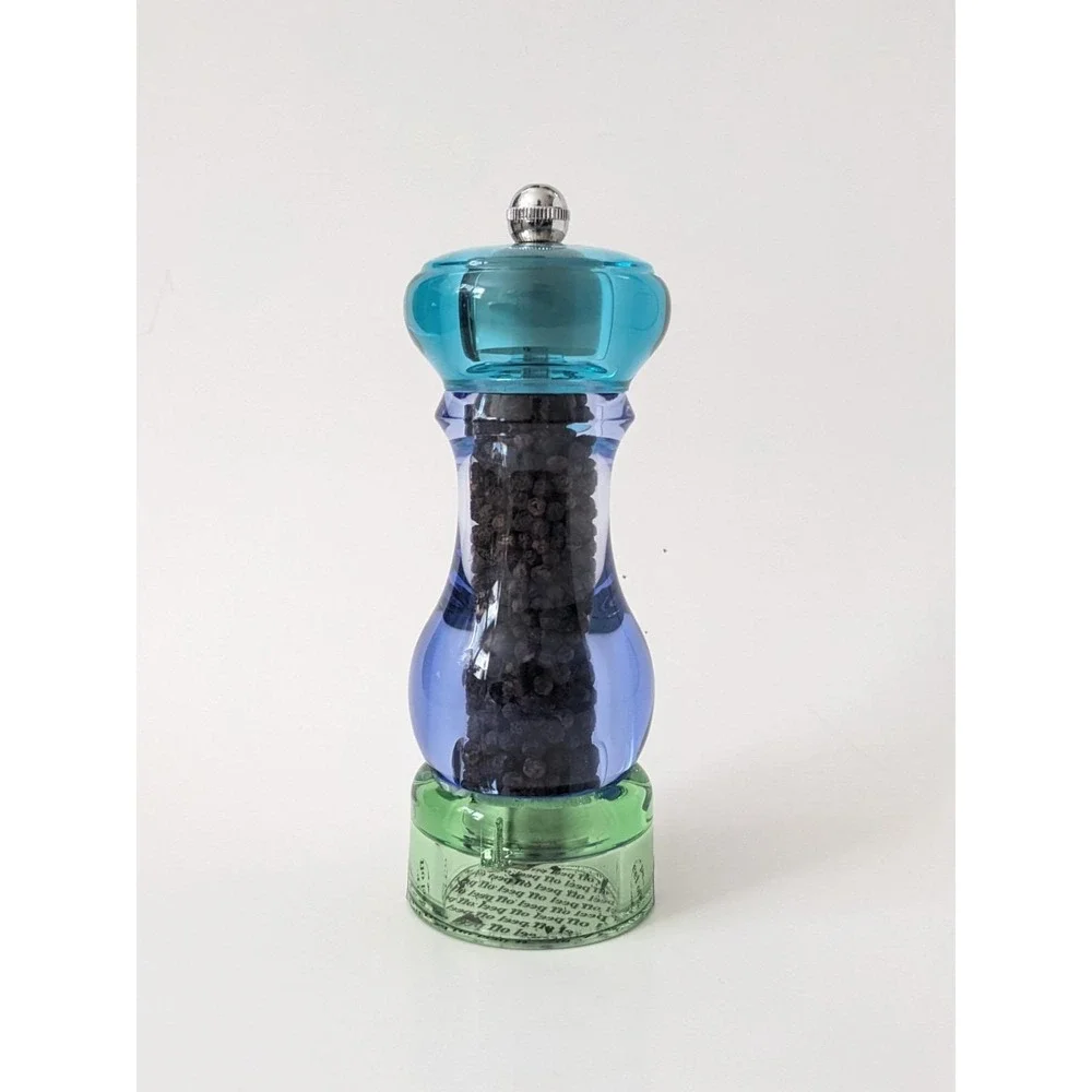 VTG 2001 Pfaltzgraff Ocean Breeze Lucite Salt Shaker & Pepper Grinder Mr. Dudley